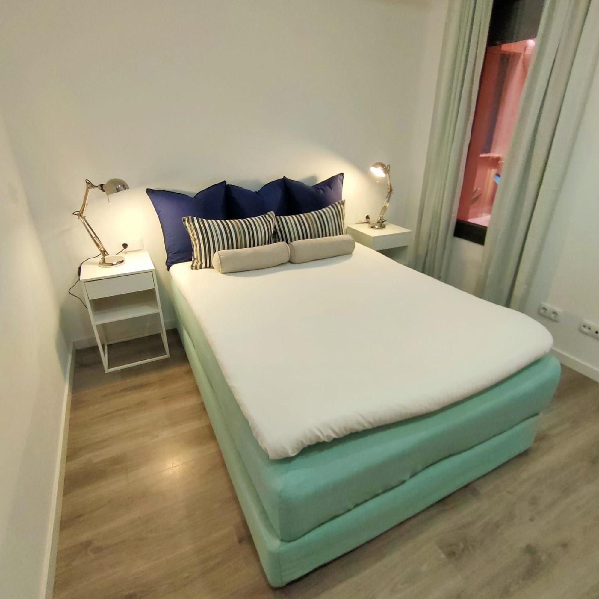Mediterranean Barcelona Apartments Buitenkant foto